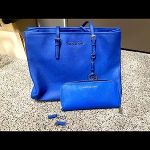 Michael Kors Bag & Wallet Set NEEDS REPAIR